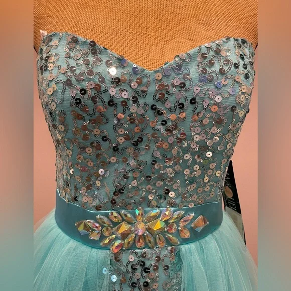 Strapless beaded turquoise unique Dress - Picture 9 of 10